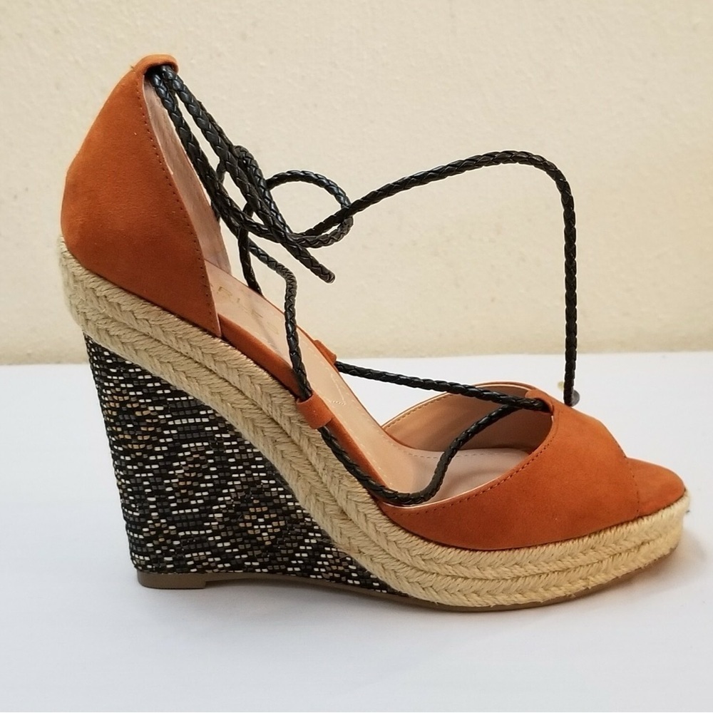 EUC Charles by Charles David Boston Microsuede Wedge Sandals